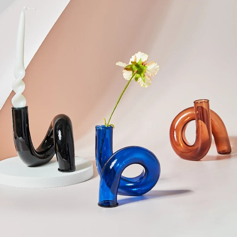 Zakřivená trubková váza | Abstraktní Design