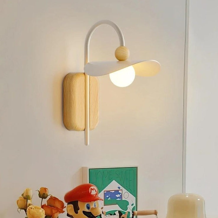 Flower Wall Lamp | Wood & Metal, Knob Switch - JUGLANA