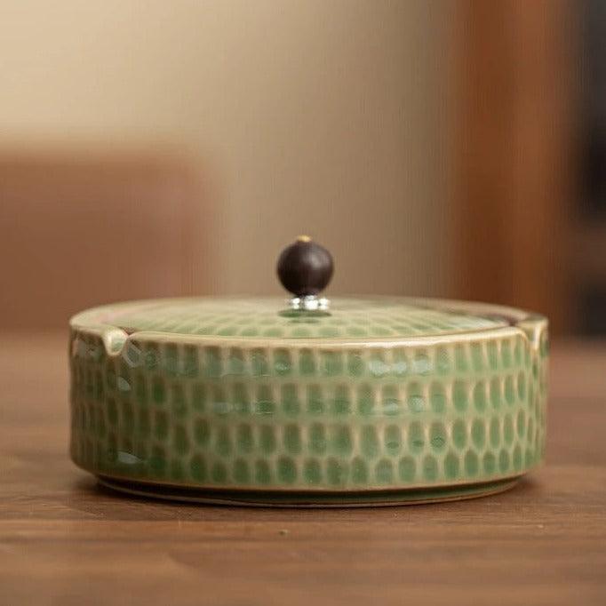 Handmade Retro Ashtray with Wood Lid | Japanese Pottery - JUGLANA