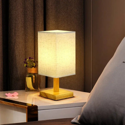 Classic American Table Lamp | Wood & Linen