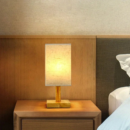 Classic American Table Lamp | Wood & Linen