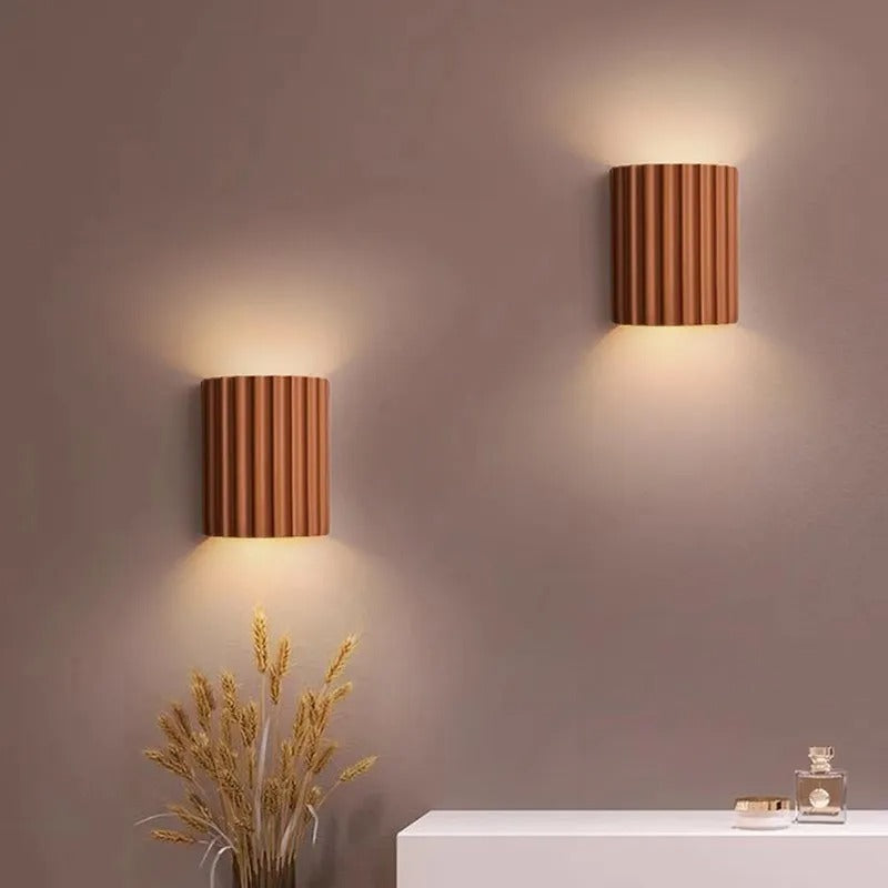 Lámpara de pared minimalista con ranura | Resina, arriba-abajo