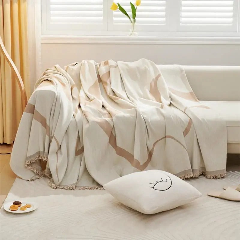 Nordic 'Swirl' Blanket | Overlay