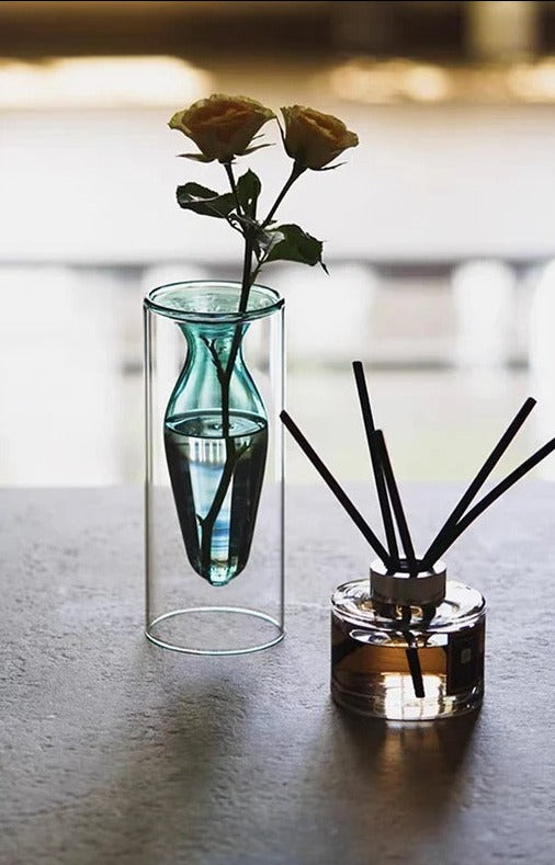 Krivá dvojitá váza | Abstraktný dizajn