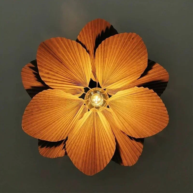 Riffled Leaf Pendant Lamp | Natural Chandelier