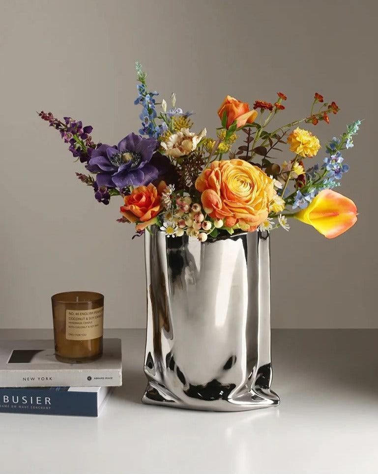 Modern Bag Vase | Ceramic - JUGLANA