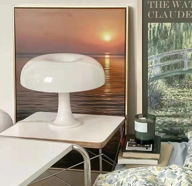 Retro Portable Table Lamp | Italian Mushroom 60s Design - JUGLANA