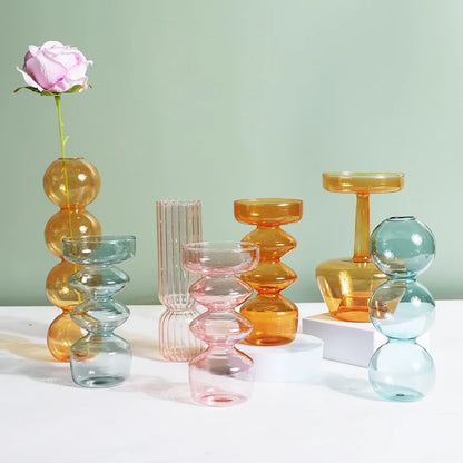 Vase rétro coloré | Conception abstraite