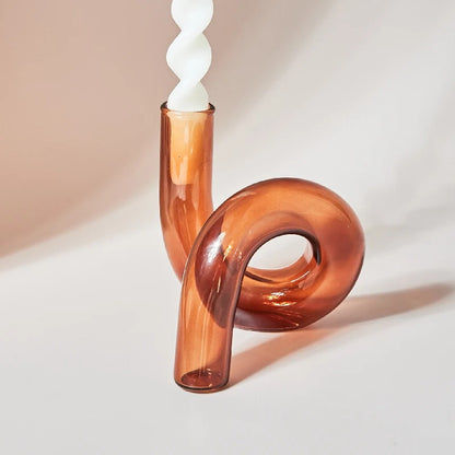 Vase à tube incurvé | Conception abstraite