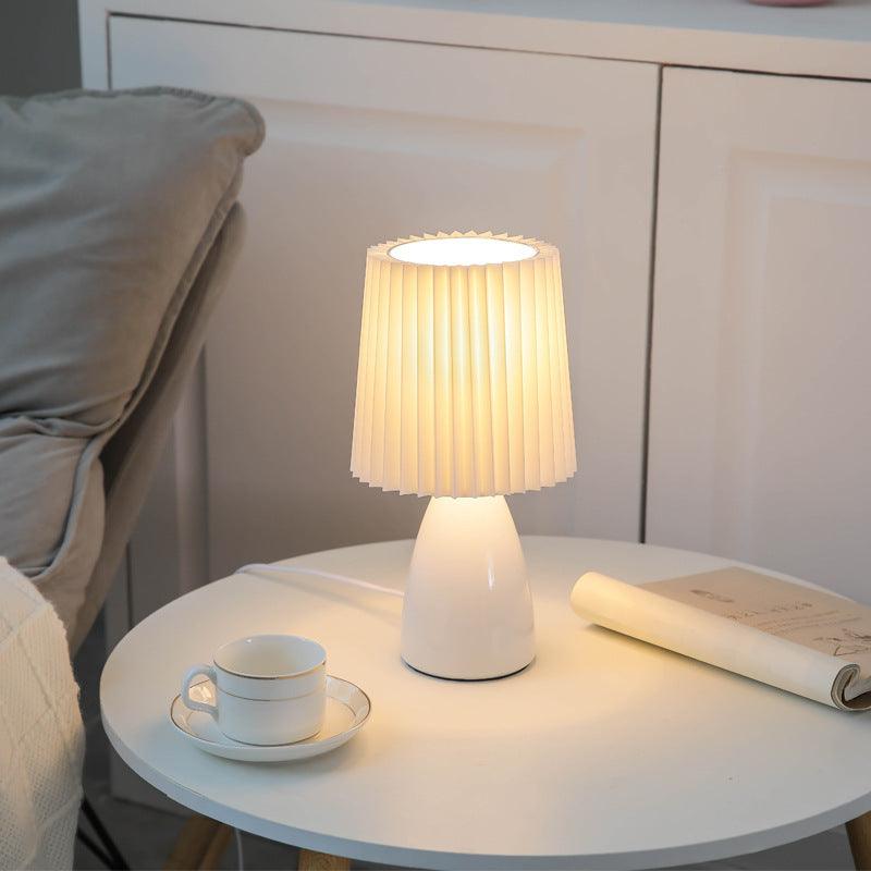 Vintage Pleated Table Lamp | Nordic Ceramic Design - JUGLANA