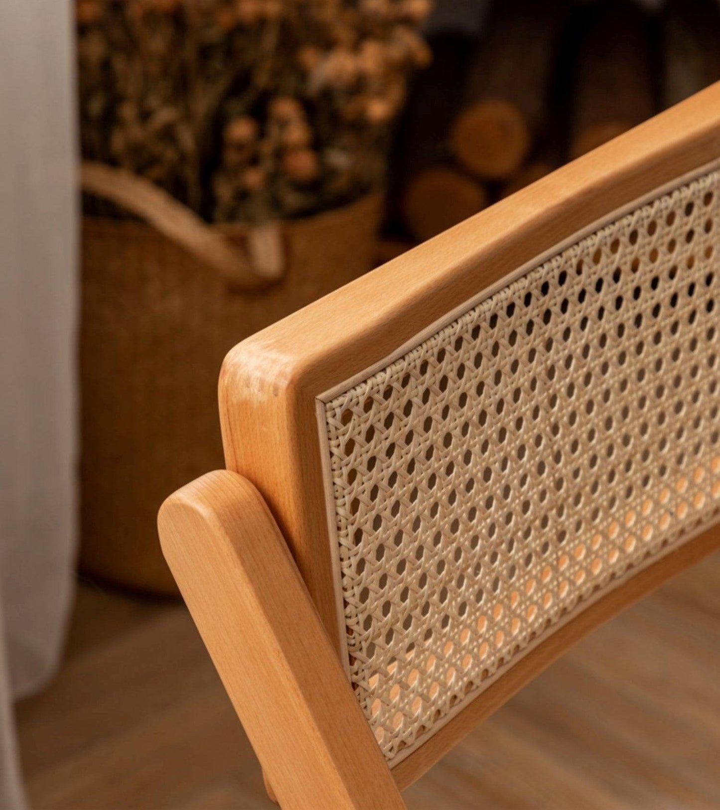 Vintage Salon Chair | Foldable, Ergonomic | Handmade  - JUGLANA